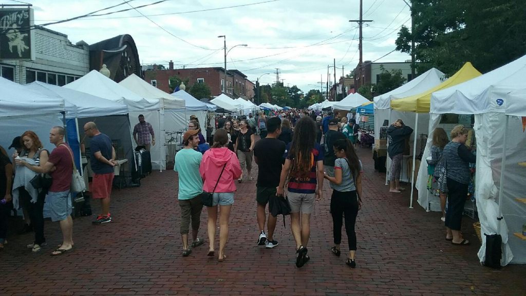 Eastown Streetfair goes on, rain and&nbsp;shine