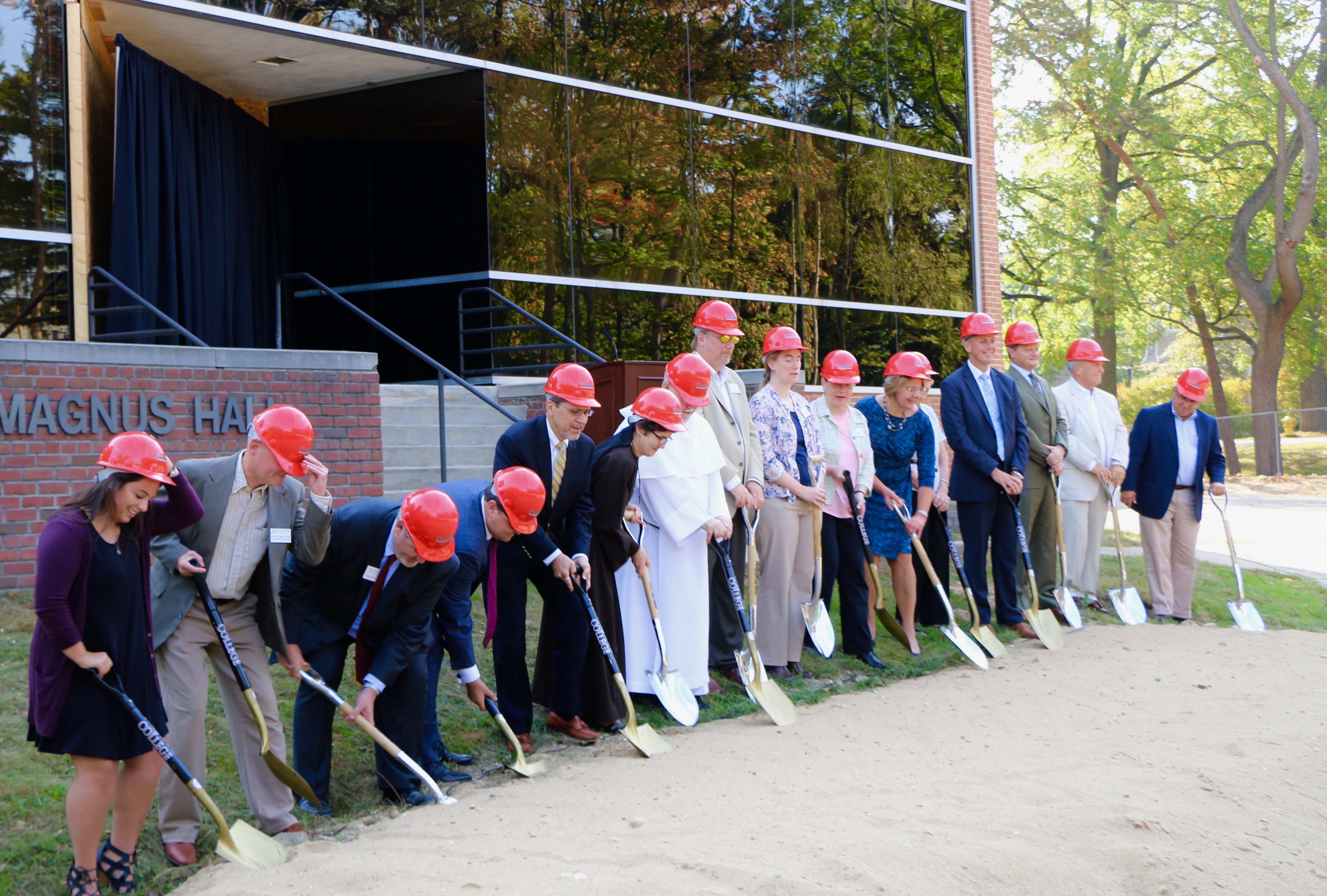 Albertus groundbreaking