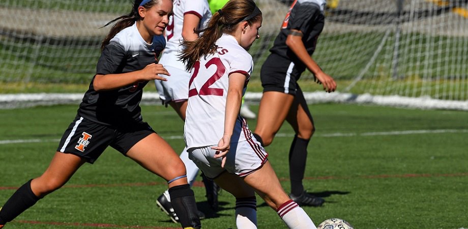 Saint’s Women Keep Marching On, Men&nbsp;Falter