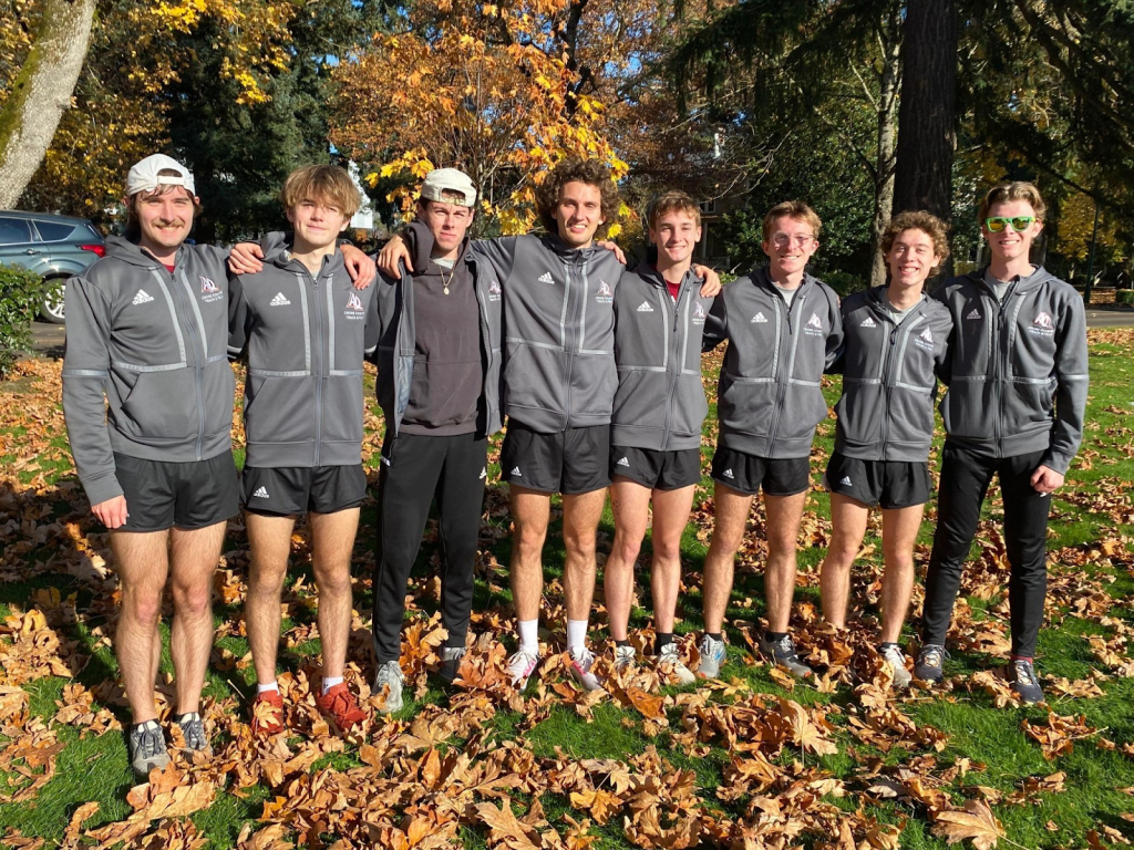 Cross Country Make their Way to Nationals 