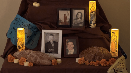 Día de los Muertos ofrenda lights the way 