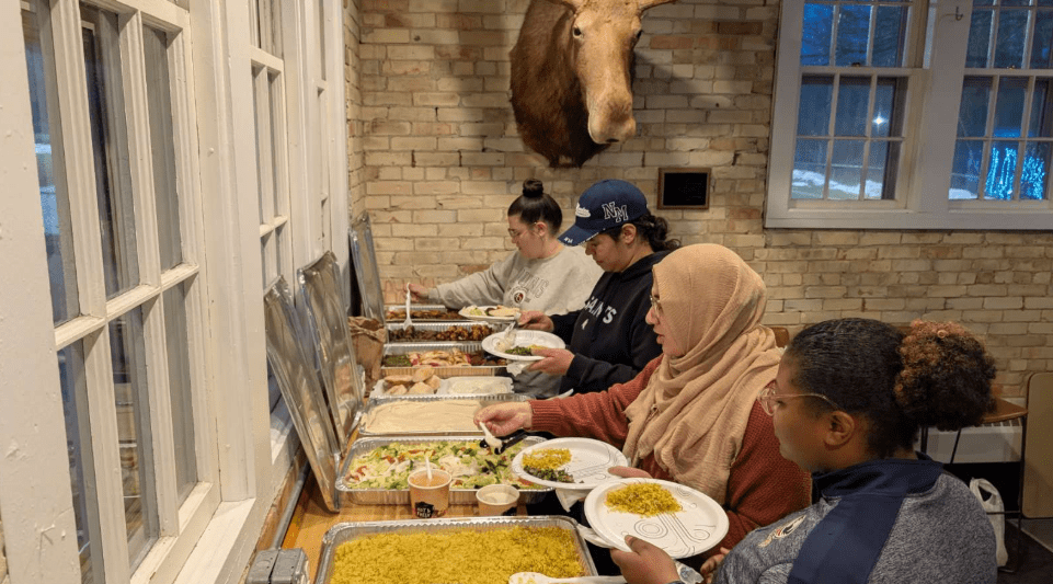 Ramadan Dinner for Aquinas&nbsp;Community