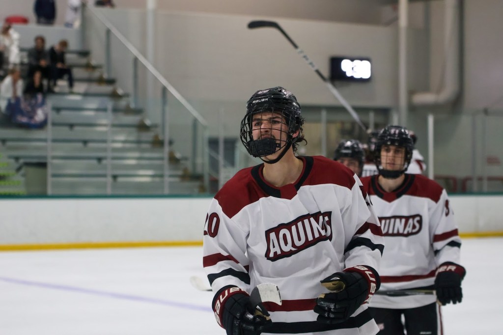 Men’s D1 Hockey perseveres through a tough start to the&nbsp;season