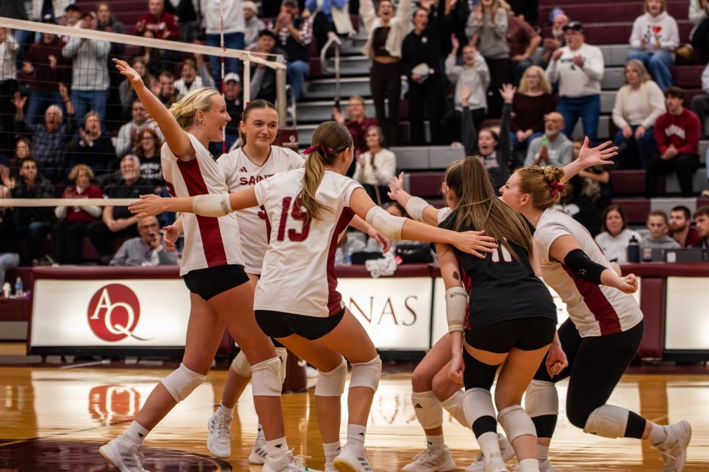 Aquinas hosts the opening round of NAIA Women’s Volleyball&nbsp;Nationals